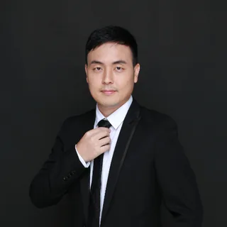 Shaojun Han